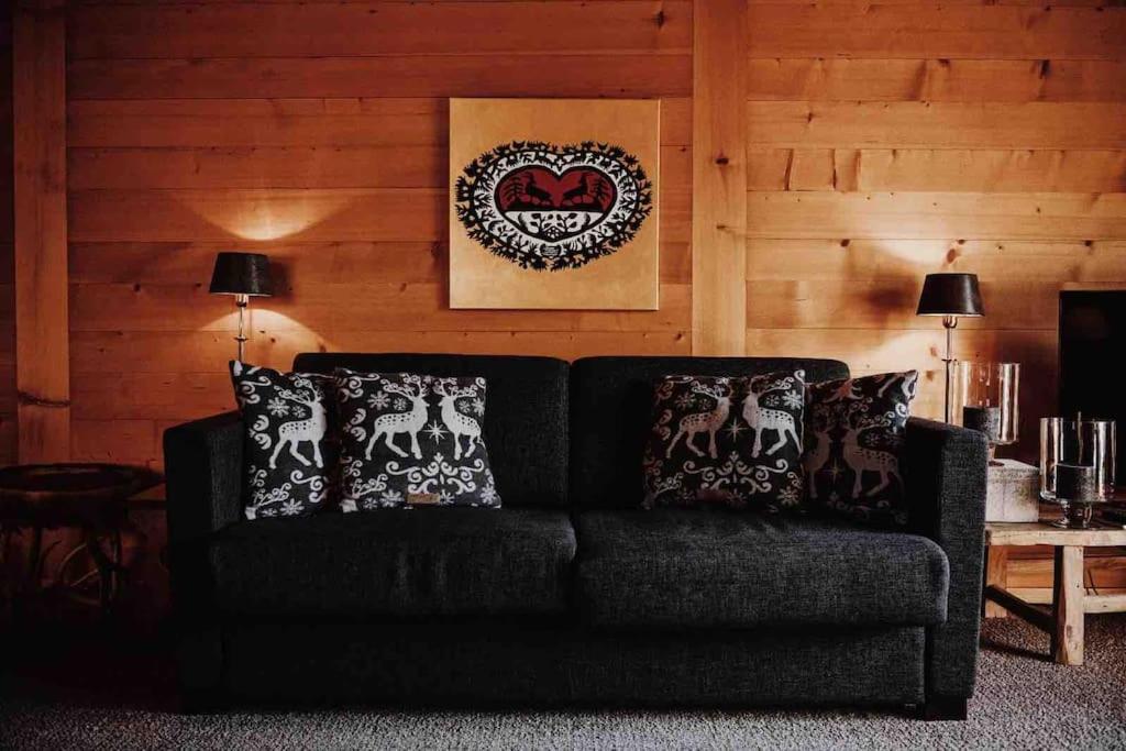 Cozy Place In Gstaad Center Экстерьер фото